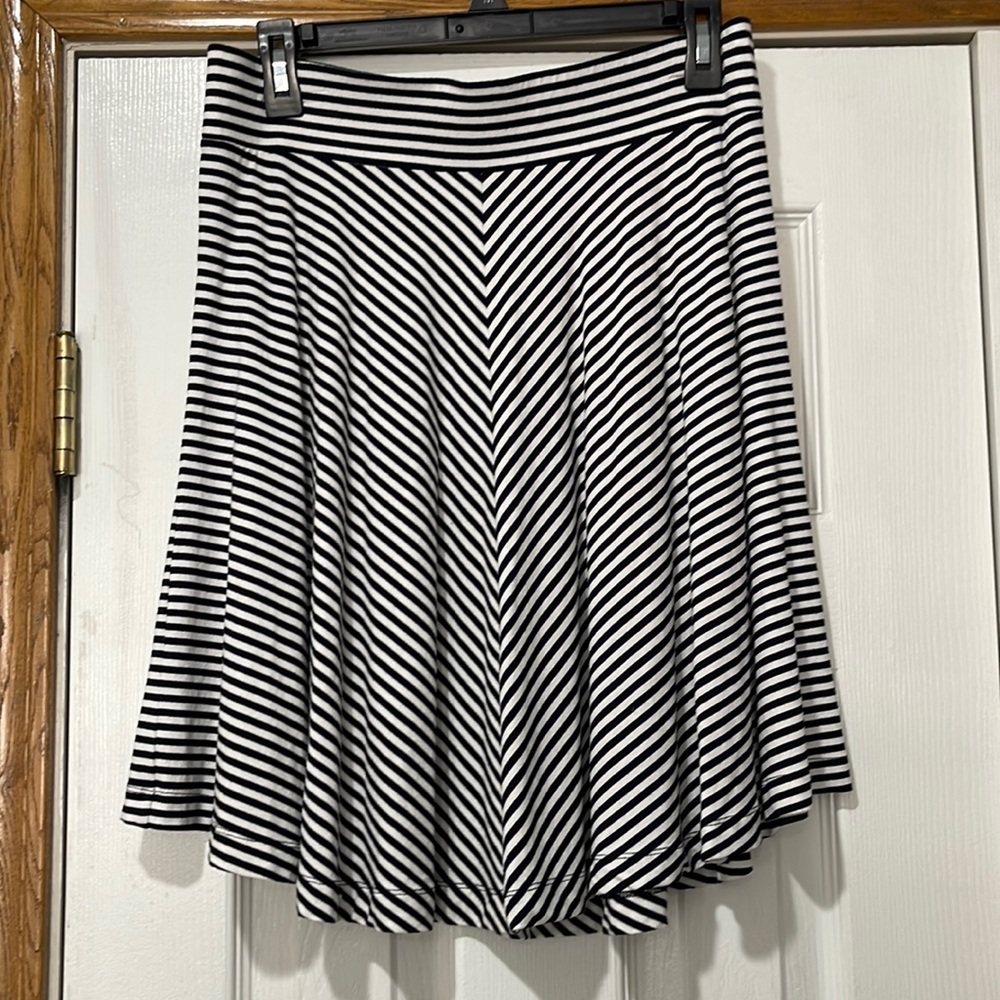 Loft Navy and White Skirt